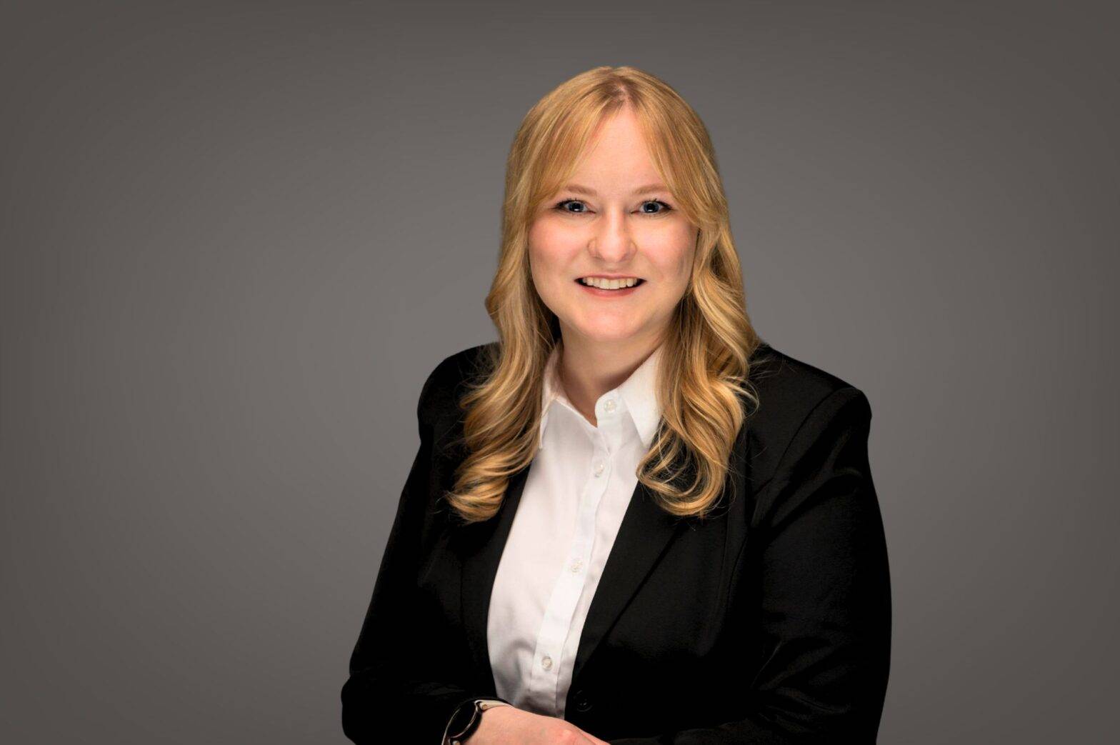 Anneliese Garcia Sharp - Female Therapist and Counsellor at Oakville Wellness Center